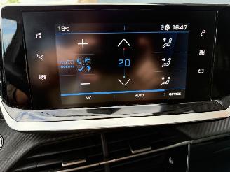 Peugeot 208 1.2 PureTech 101PK EAT8 Aut. Allure picture 23