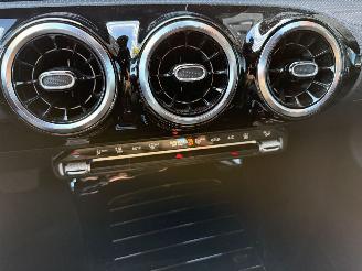 Mercedes A-klasse A250e 218PK 8G-DCT Aut. Premium Plus picture 27