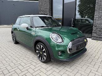 Mini Cooper S Electric 184PK Aut. PANO FULL OPTIONS! picture 3