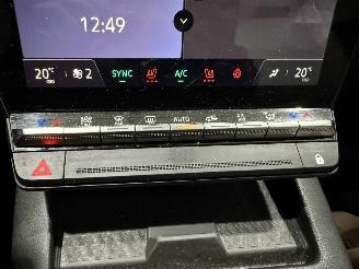 Renault Mégane E-Tech EV60 Optimum Charge 220 ICONIC FULL OPTIONS! picture 23