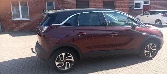 Opel Crossland Bj:04-2018 Innovation 1.2-T Automatik 110pk Navigation Climatecontrol CruiseControl Leren-bekleding  Stoelverwarming stuurwiel met verwarming Led-Koplampen Led-Achterlichten Trekhaak Mistlampen Parkeersensoren 4xelek ramen Privacyglas picture 3