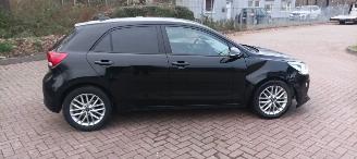 Kia Rio Bj:11-2019 1.4-16v Automaat Navi Climatecontrol Stoelverwarming Lichtautomaat Led-Koplampen 4xelek ramen Privacyglas Stuurwiel met verwarming picture 7
