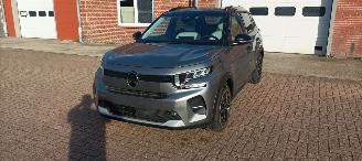 Unfallwagen Citroën C3 e-C3 Max uitvoering Navigatie Climatecontrol CruiseControl Stoelverwarming stuurwiel met verwarming Voorruit met verwarming 4xElektrische ramen Elektrische-spiegels met parkeerstand Full Led koplampen led achterlichten Privacy glas Achteruitrijcamera 2025/8