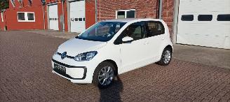 Unfallwagen Volkswagen Up! Bj:08-2019 Move Up! 1.0-mpi Airconditioning Navigatie-Houder Cruisecontrol Drivelane assistent Lichtautomaat Regensensor Boordcomputer Elektrische ramen Centrale vergrendeling met afstandsbediening Start-Stop systeem 15-inch velgen Parkeersensoren Led-dag 2019/8