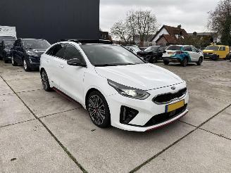  Kia Proceed 1.6 T-GDI-GT AUTOMAAT-PANO-CAMERA-NAVI-PDC 2019/2