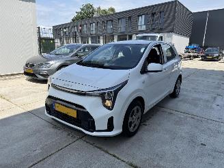 damaged passenger cars Kia Picanto 1.0 DPI DYNAMIC LINE CRUISE-CAMERA-NAVI 2025/4