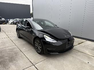 Avarii autoturisme Tesla Model 3 LONG RANGE 75 kWh -LEDER-PANO-NAVI-CAMERA-238 PK 2019/12