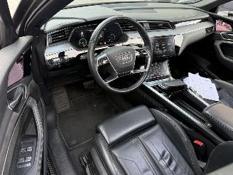 Audi E-tron 55 QUATRO 95 kWh  408 PK PANO-NAVI-LEDER-CAMERA picture 3