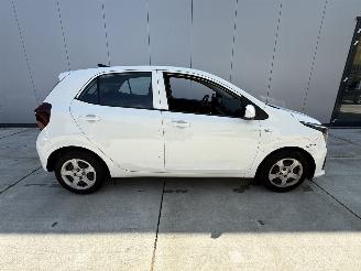 Kia Picanto 1.0 DPI DYNAMIC LINE CAMERA-CRUISE-NAVI picture 7