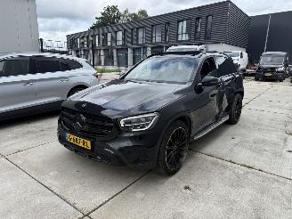 krockskadad bil auto Mercedes GLC 200 Business Solution Limited AMG -CAMERA-NAVI-PDC-PANO 2019/11
