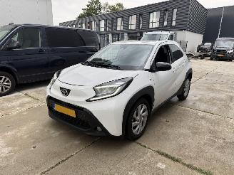 Vaurioauto  passenger cars Toyota Aygo X-1.0 VVT-i MT First-CLIMA-CAMERA-CRUISE 2022/8