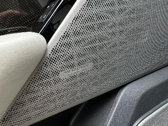 Land Rover Range Rover Velar 3.0 V6 AWD R-Dynamic Pano picture 14