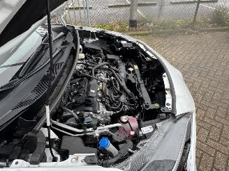 Toyota Yaris Cross 1.5 Hyrbid Dynamic NAP Nederlandse Auto picture 17