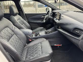 Nissan Qashqai 1.3 MHEV Automaat Xtronic Bussines Executive Bose Glasdak Head-Up 360Camera picture 16