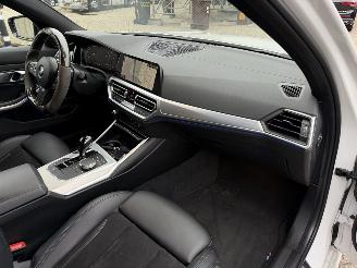 BMW 3-serie M340i Xdrive 376Pk Harman Kardon Akrapovic picture 11