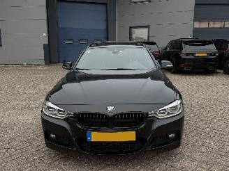 BMW 3-serie 320D 190Pk M-Pakket Pano Head-Up picture 2