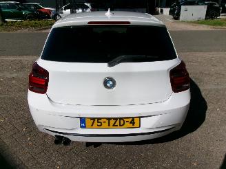 BMW 1-serie 118 I BUSINEES+ CLIMA NAVI picture 7