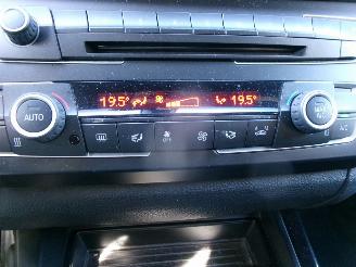 BMW 1-serie 118 I BUSINEES+ CLIMA NAVI picture 17
