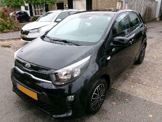 škoda osobní automobily Kia Picanto 1.0 CVVT PLUSLINE AIRCO 2017/8