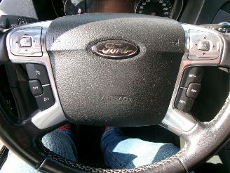 Ford Mondeo 1.6 I PLATINUM CLIMA NAVI GEEN SCHADE picture 16