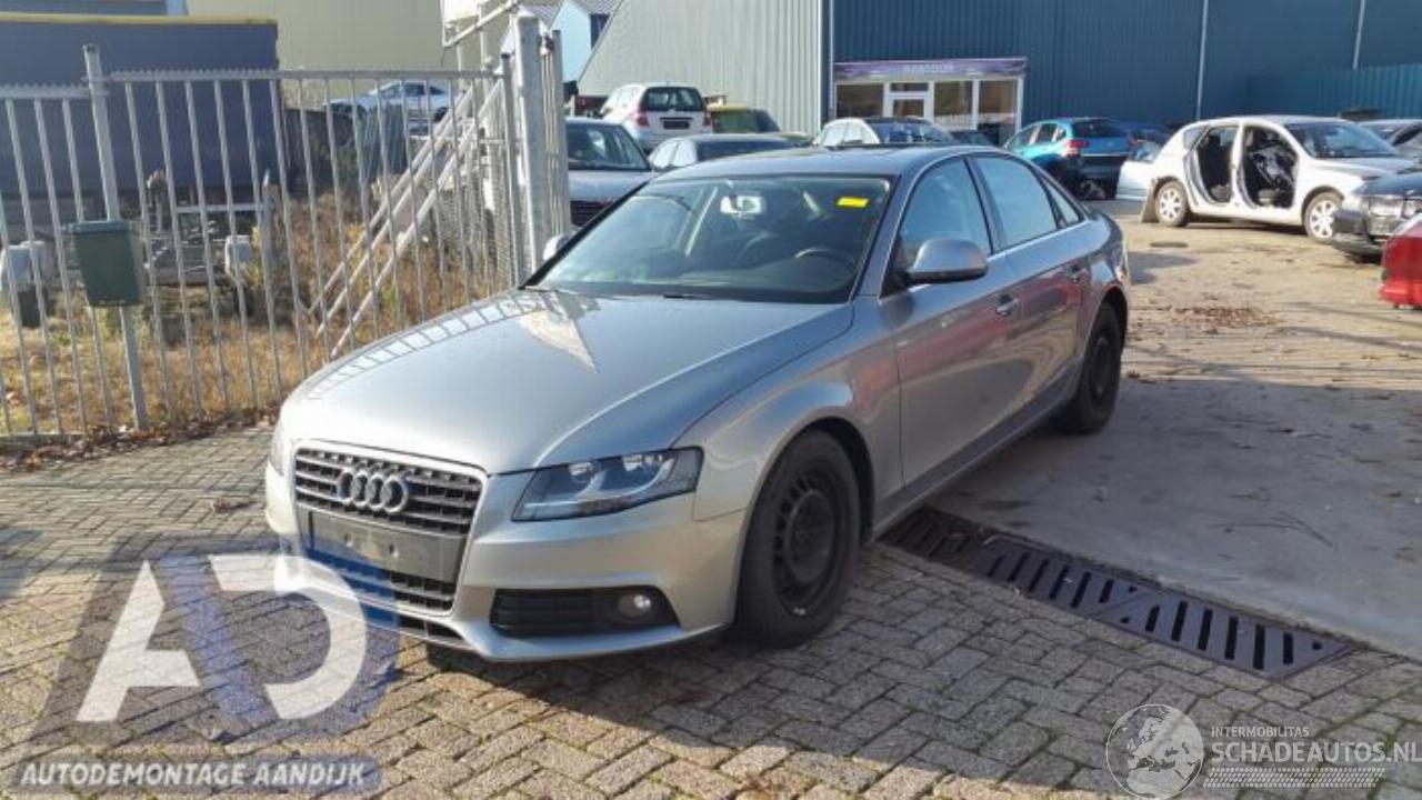 Audi A4 A4 (B8), Sedan, 2007 / 2015 2.0 TDI 16V