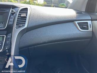 Hyundai I-30 i30 (GDHB5), Hatchback, 2011 1.6 CRDi Blue Drive 16V VGT picture 14