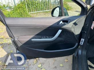 Peugeot 308 308 (4A/C), Hatchback, 2007 / 2015 1.6 VTI 16V picture 12