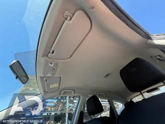 Mazda 3 3 Sport (BK), Hatchback, 2003 / 2009 1.6i 16V picture 14