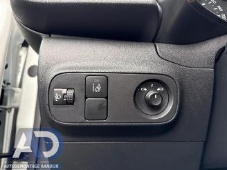 Citroën C3 C3 (SX/SW), Hatchback, 2016 1.2 Vti 12V PureTech picture 18