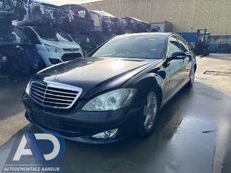 Vrakbiler auto Mercedes S-klasse S (W221), Sedan, 2005 / 2014 3.0 S-320 CDI 24V 2006/1