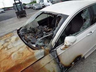 Ford Mondeo HYBRIDE picture 10