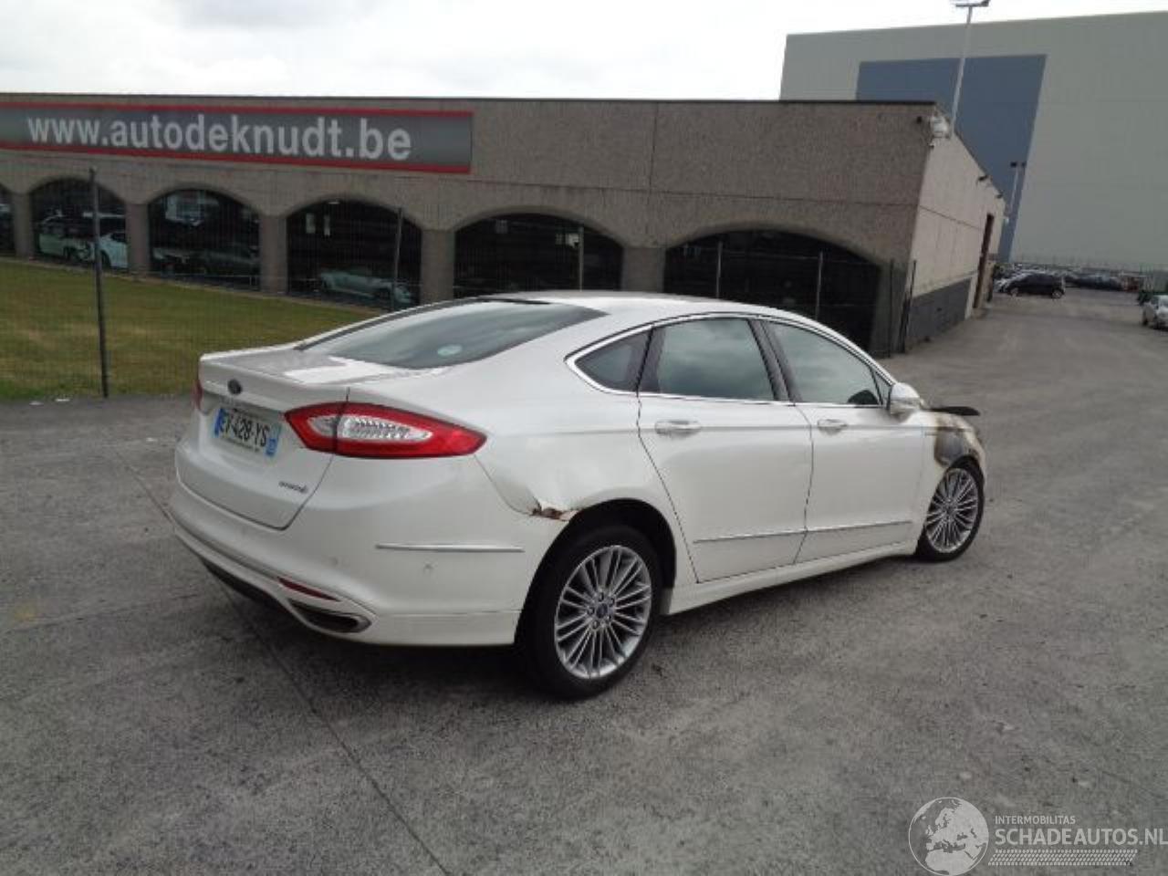 Ford Mondeo HYBRIDE