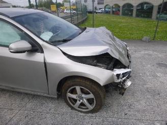 Volvo V-60 2.0 D  D4204T9 picture 15