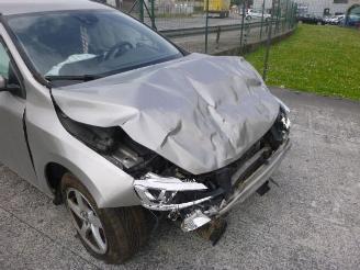 Volvo V-60 2.0 D  D4204T9 picture 14