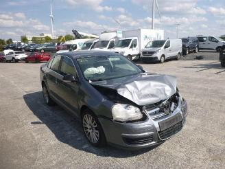 Volkswagen Jetta 1.9 TDI 105 BXE picture 4