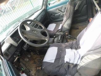 Lada Niva 1.7  4X4 picture 6