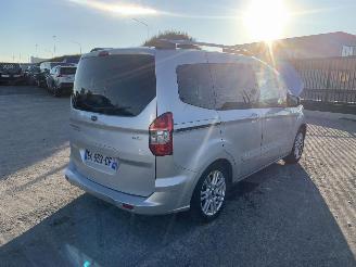 Ford Tourneo Courier 1.0 ECOBOOST picture 4