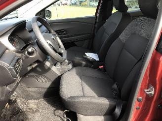 Dacia Sandero 1.0   ESSENTIA picture 10