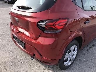 Dacia Sandero 1.0   ESSENTIA picture 5