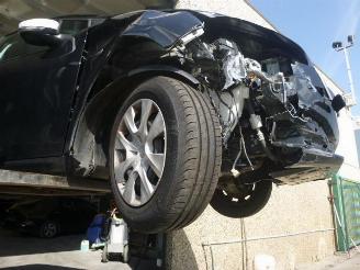 Peugeot 208  picture 12