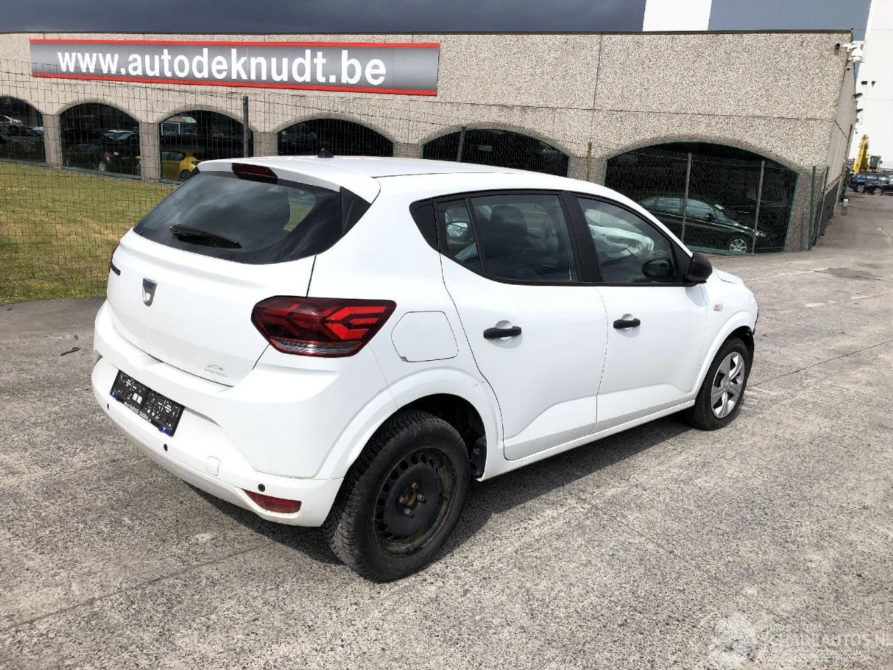 Dacia Sandero ESSENTIA  1.0