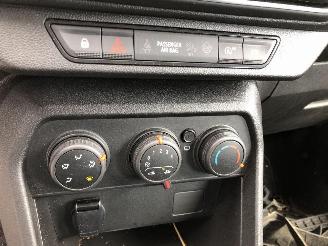 Dacia Sandero ESSENTIA  1.0 picture 15