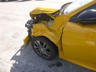 Peugeot 208 1.2 picture 22