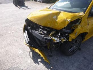 Peugeot 208 1.2 picture 7