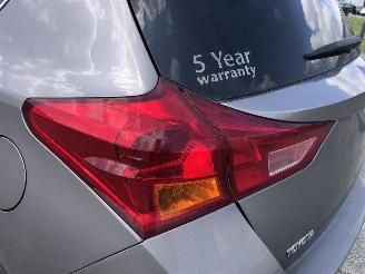 Toyota Auris 1.8 HYBRIDE 2ZR picture 15