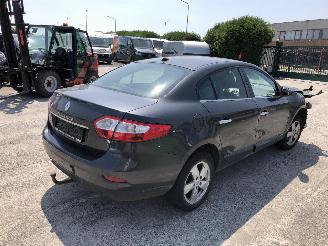 Dezmembrări autoturisme Renault Fluence 1.5 DCI 2011/2