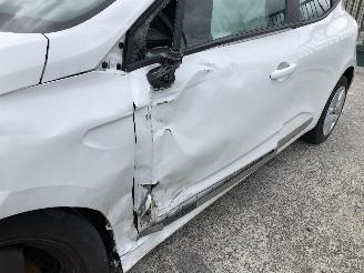 Renault Clio 1.0   ZEN picture 13