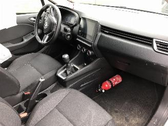 Renault Clio 1.0   ZEN picture 5