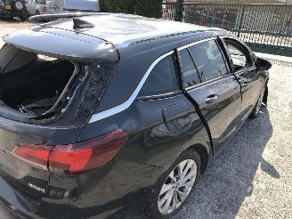 Opel Astra SPORTS TOURER 1.6CDT picture 15