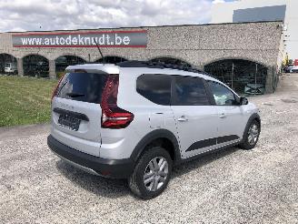 krockskadad bil auto Dacia Jogger COMFORT 1.0 TURBO 2022/7